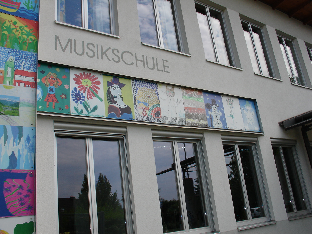 Volkschule - Oberlisse – Foto 3